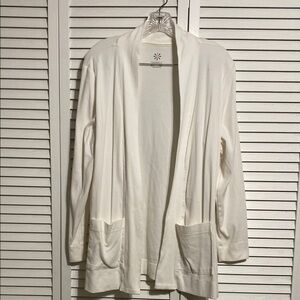 Isaac Mizrahi live Women's White Open Front Sweater